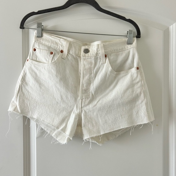 Levi's Pants - Levi's 501 white shorts